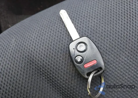 2013 Honda Fit Sport z USA, uszkodzony, nr VIN JHMGE8H54DC051194